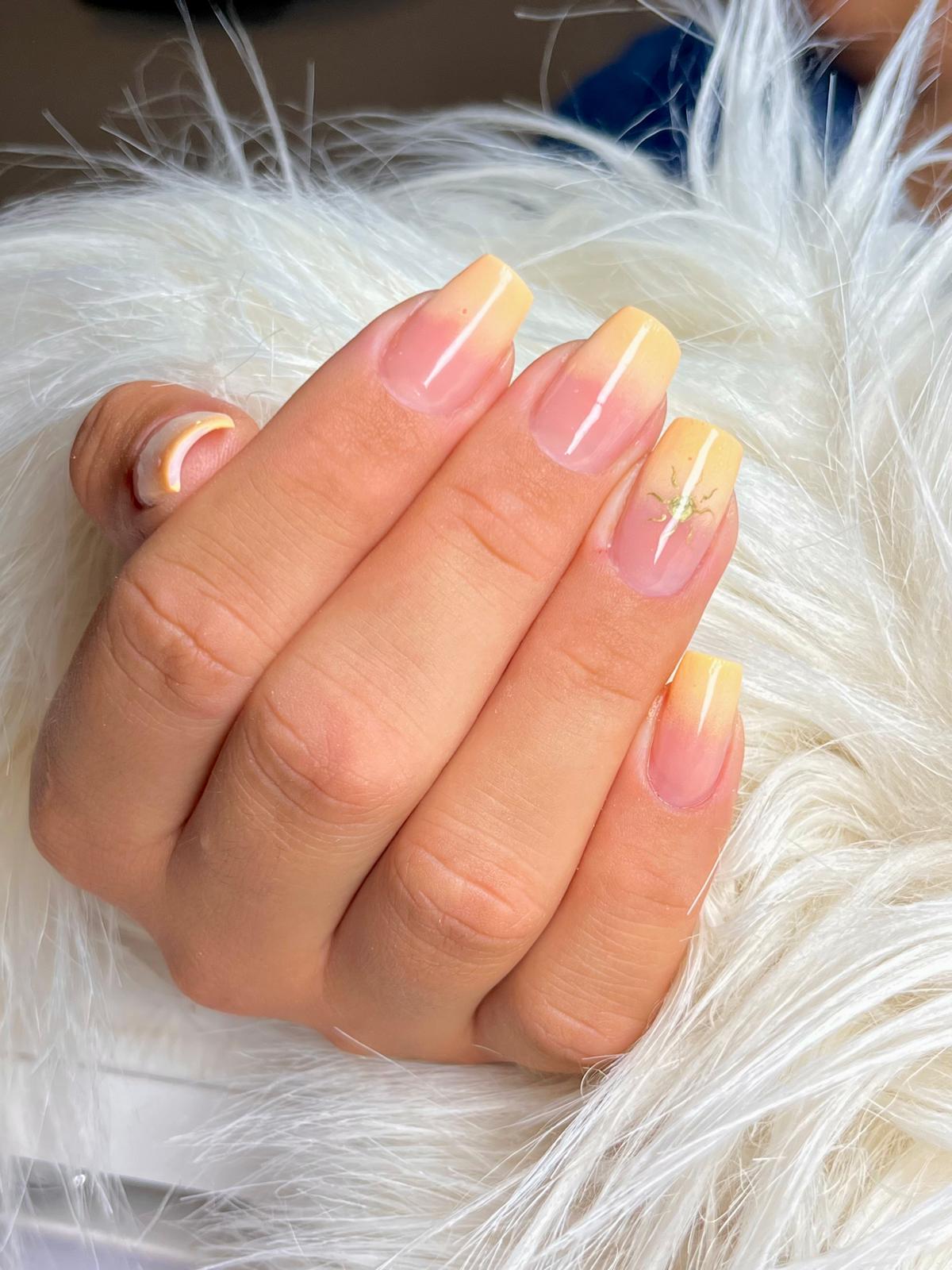 Golden Glo manikura 3